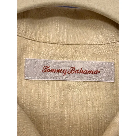 Tommy Bahama Men’s Medium Yellow Silk Hawaiian Button Up Short Sleeve Shirt - Picture 8 of 12
